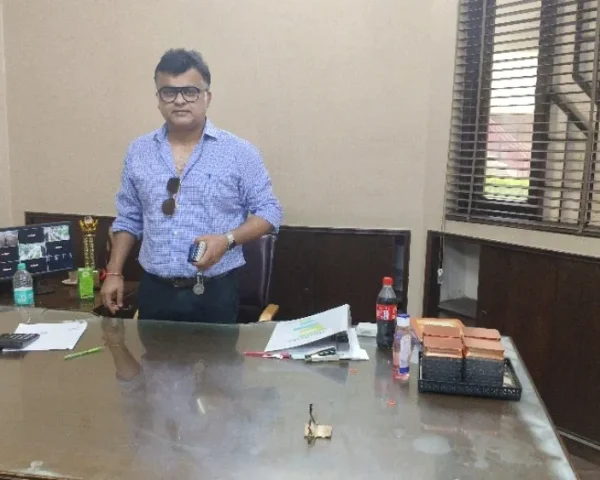 129239537-location-1725959580130-1000x1000